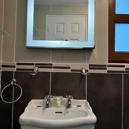 Casa vacanze 7 Person With Hot Tub Blackwater