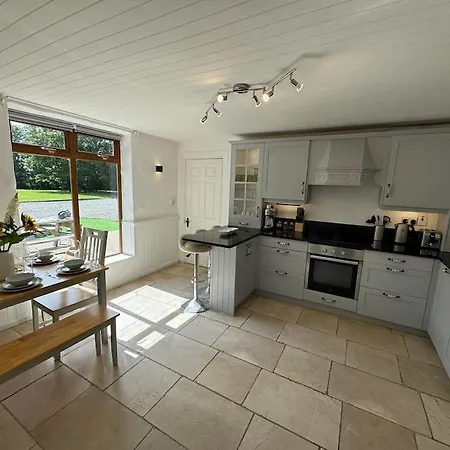 Casa vacanze 7 Person With Hot Tub *