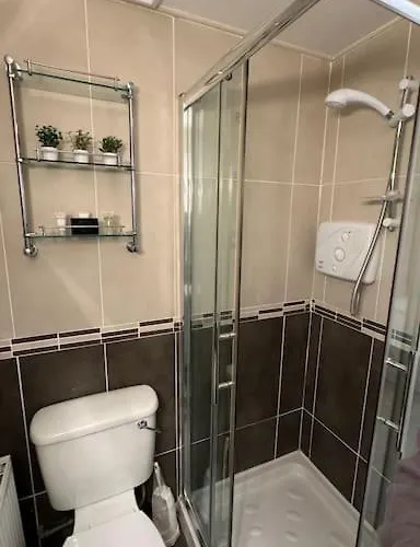 7 Person With Hot Tub