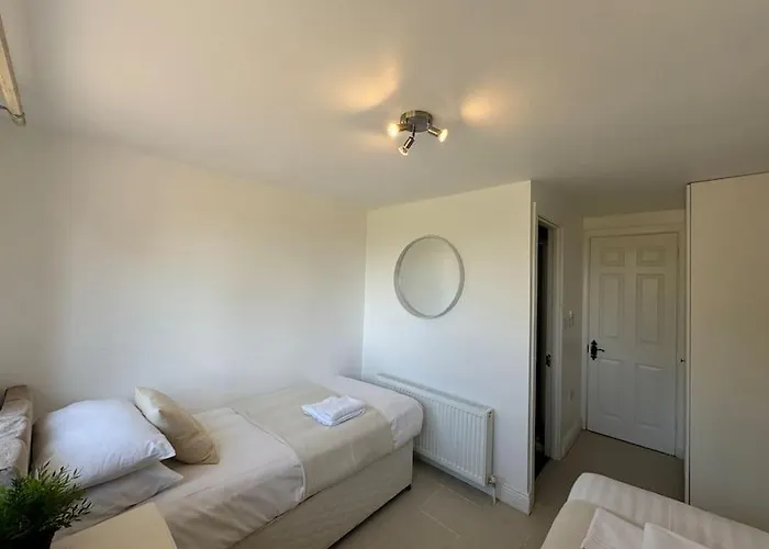 7 Person With Hot Tub Nyaraló Blackwater