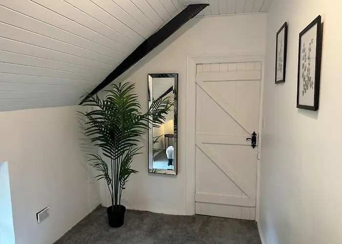 7 Person With Hot Tub Nyaraló *